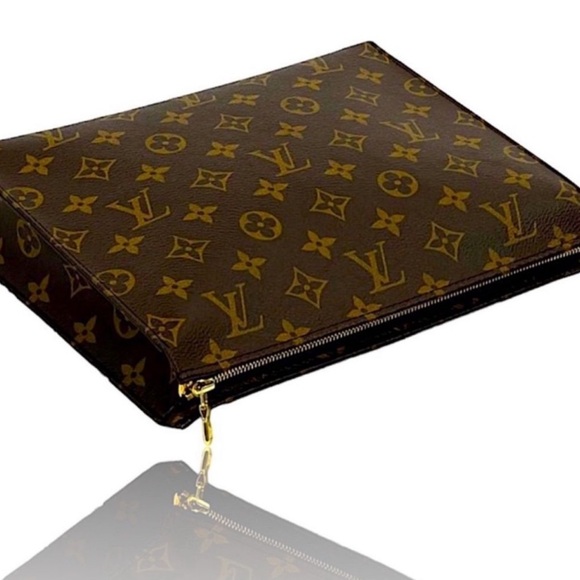 Louis Vuitton Monogram Toiletry Pouch Cosmetic Bag Clutch 26 - Picture 1 of 15